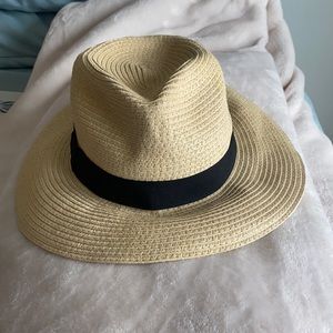 Straw style hat